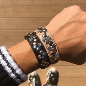 ✨ MAKE OFFER ✨ BLUSH PINK WRAP NECKLACE